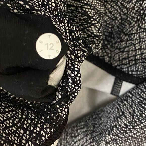 Lululemon Wunder Under Leggings Hi Rise Mesh Line Up Black White Cropped Size 12 - Picture 4 of 6